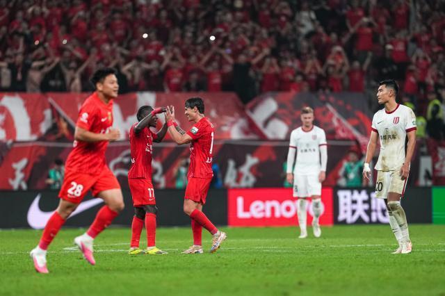 亚冠三队双线不败 上海滩双雄决定争冠保级命运